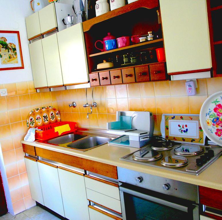 House Rozi Hotel Palit ภายนอก รูปภาพ