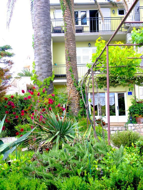 House Rozi Hotel Palit ภายนอก รูปภาพ